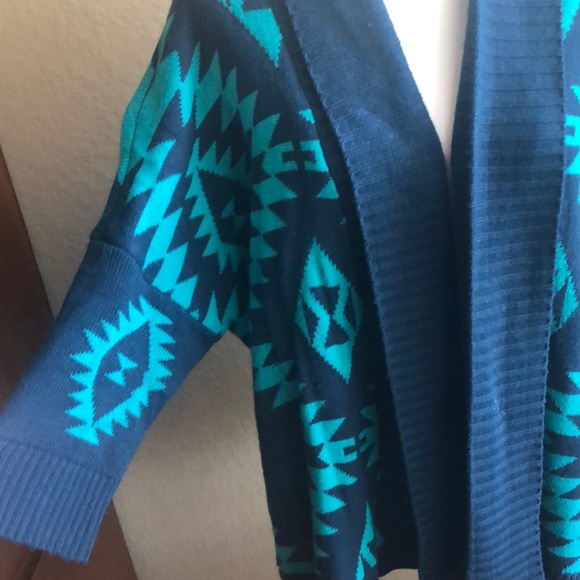 Aztec Sweater - Picture 2 of 2